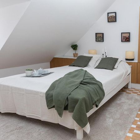 Pecsely House Apartman Exterior foto