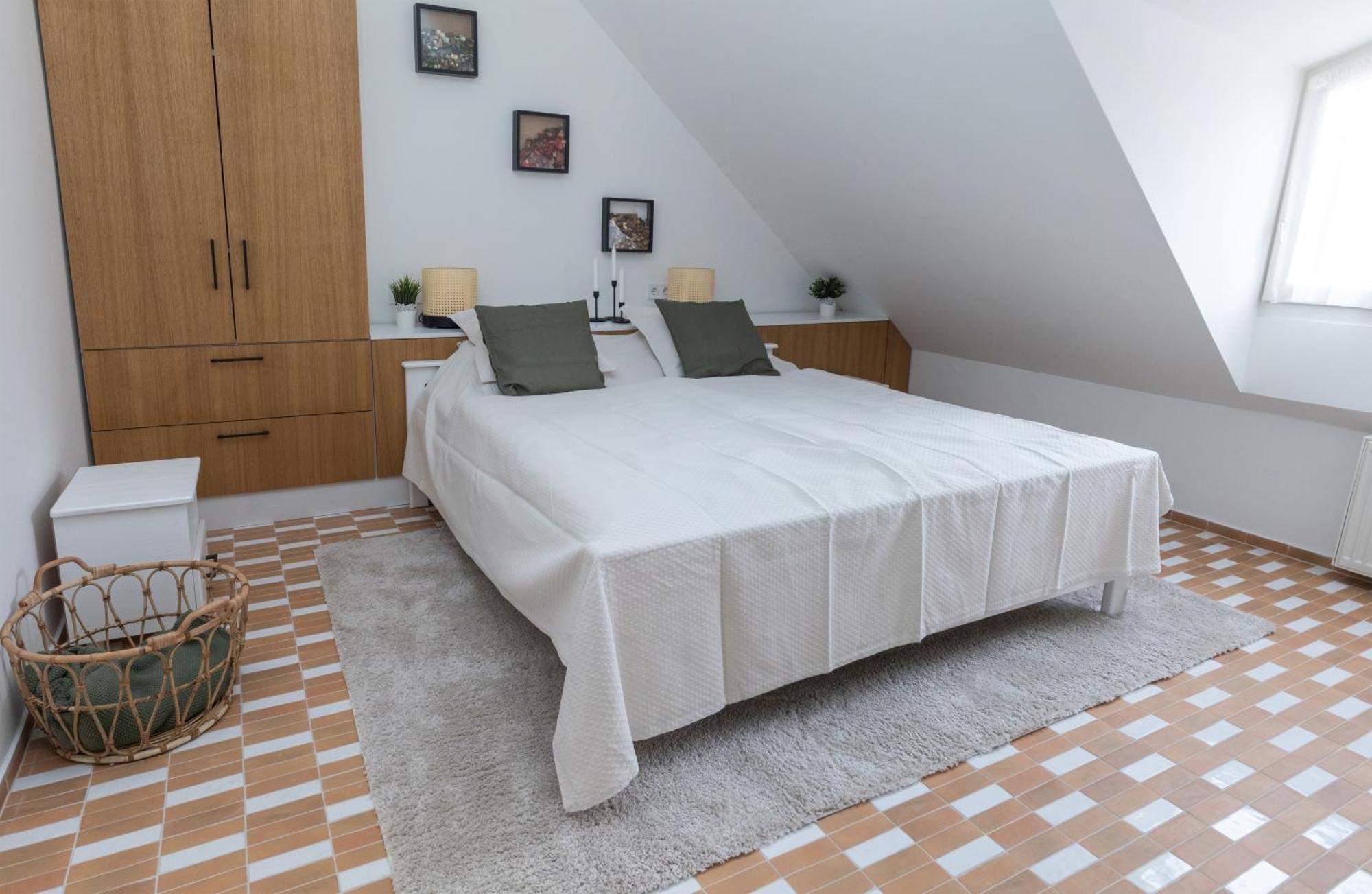 Pecsely House Apartman Exterior foto